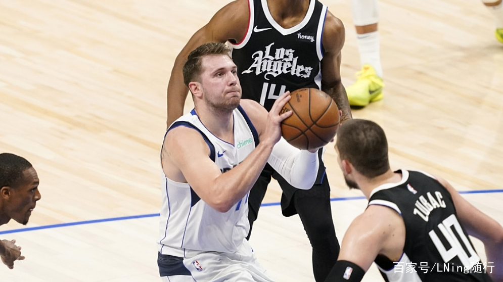 亚博体育-包含Ning在独行侠比赛中败北,出色防守引发热议!的词条