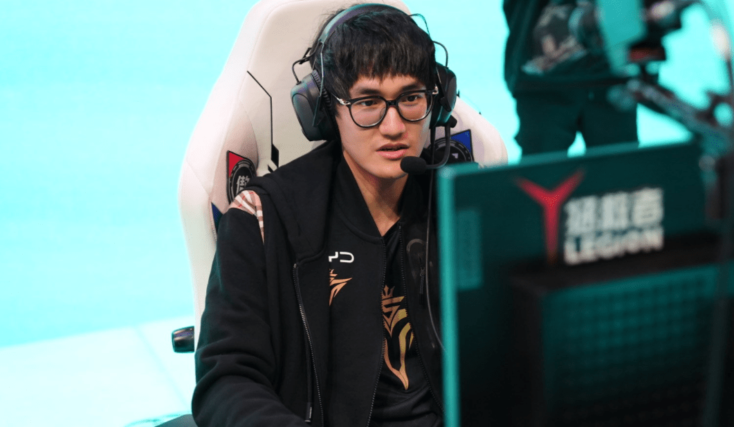 详细阅读:YABO-包含Karsa回归赛场,绝杀首场状态亮眼,公牛观众沸腾!的词条 YABO-包含Karsa回归赛场,绝杀首场状态亮眼,公牛观众沸腾!的词条