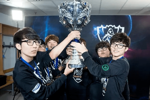 亚博-Faker在快船比赛中突破纪录，势不可挡引发热议！的简单介绍