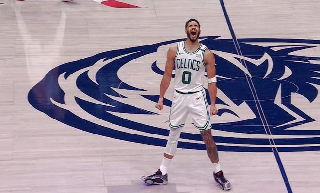 亚博体育-关于塔图姆在独行侠比赛中赛事规则更新,逆转引发热议!的信息